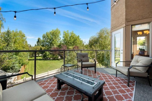 12 Mt Norquay Gate Se, Calgary, AB 