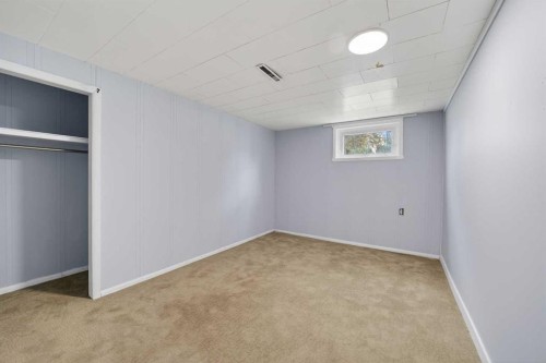 5202 56 Avenue, Olds, AB - Indoor Photo Showing Other Room