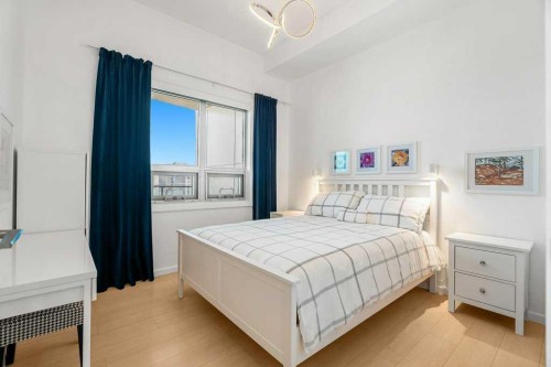 3202-210 15 Avenue Se, Calgary, AB - Indoor Photo Showing Bedroom