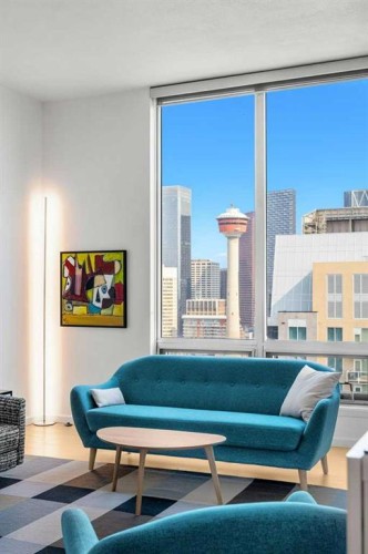 3202-210 15 Avenue Se, Calgary, AB - Indoor Photo Showing Living Room