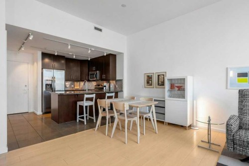 3202-210 15 Avenue Se, Calgary, AB - Indoor