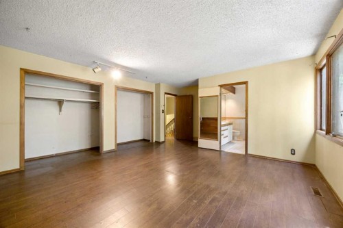 14 Pinewood Crescent, Canmore, AB 