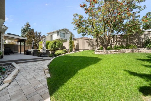 28 Edgepark Mews Nw, Calgary, AB 