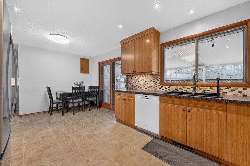 1032 Mayland Drive Ne, Calgary, AB 