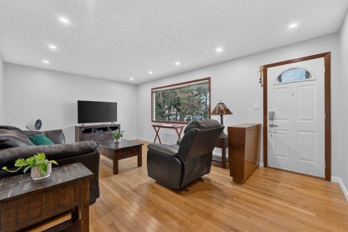 1032 Mayland Drive Ne, Calgary, AB 