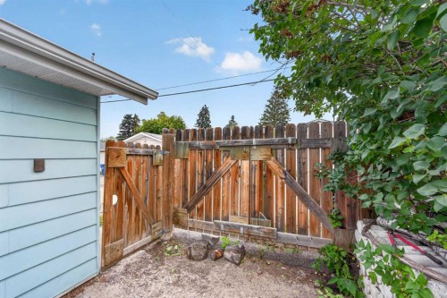 1032 Mayland Drive Ne, Calgary, AB 