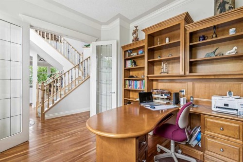 44 Evergreen Lane Sw, Calgary, AB 