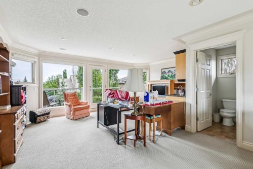 44 Evergreen Lane Sw, Calgary, AB 