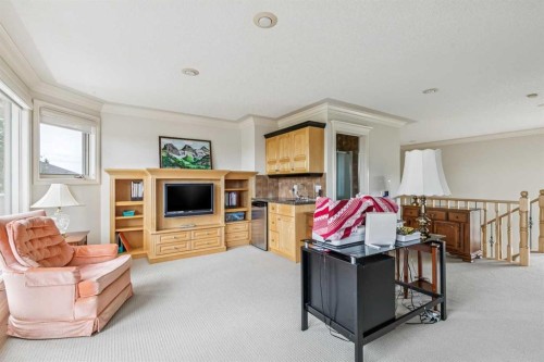 44 Evergreen Lane Sw, Calgary, AB 