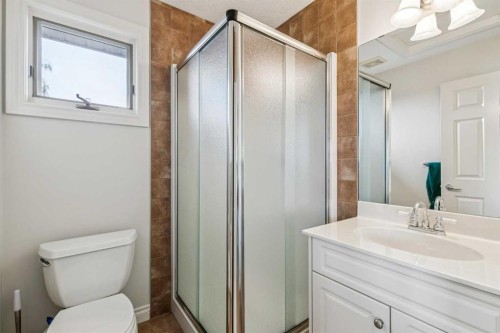 44 Evergreen Lane Sw, Calgary, AB 
