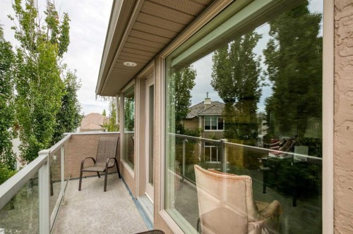44 Evergreen Lane Sw, Calgary, AB 