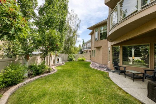44 Evergreen Lane Sw, Calgary, AB 