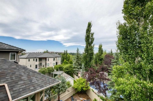 44 Evergreen Lane Sw, Calgary, AB 