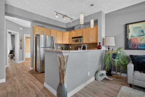 2-140 Rockyledge View Nw, Calgary, AB 