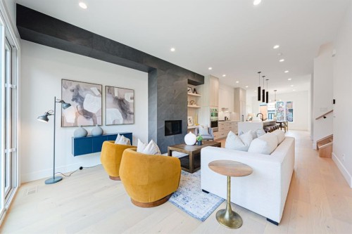2302 Osborne Crescent Sw, Calgary, AB - Indoor Photo Showing Living Room With Fireplace