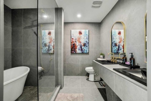 2316 State Road Sw, Calgary, AB - Indoor Photo Showing Bathroom