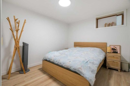 2316 State Road Sw, Calgary, AB - Indoor Photo Showing Bedroom