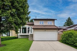 127 Woodstock Road SW Calgary, AB T2W 5W3