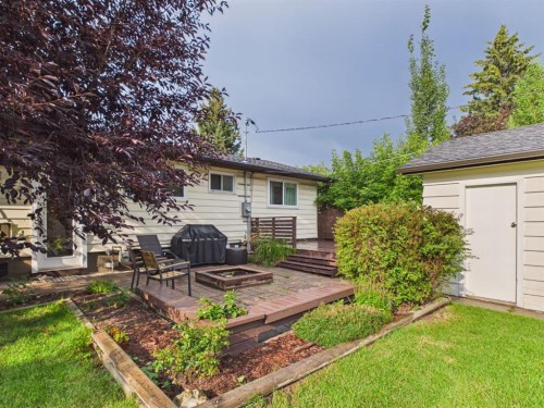 15 Hazelwood Crescent Sw, Calgary, AB - Outdoor