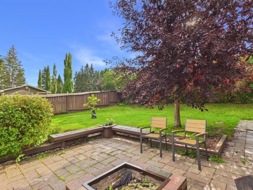 15 Hazelwood Crescent Sw, Calgary, AB - Outdoor With Deck Patio Veranda With Backyard