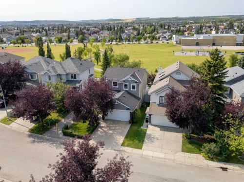 30 Somerset Court Sw, Calgary, AB - Outdoor With Facade