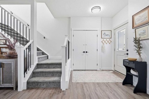825 Edgefield Street, Strathmore, AB 