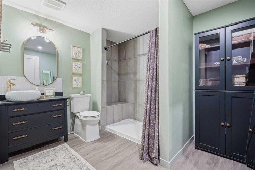 825 Edgefield Street, Strathmore, AB 