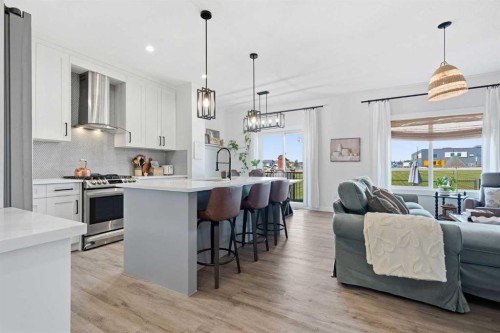 825 Edgefield Street, Strathmore, AB 