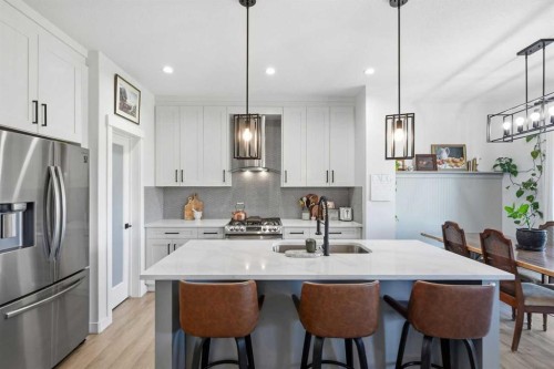 825 Edgefield Street, Strathmore, AB 
