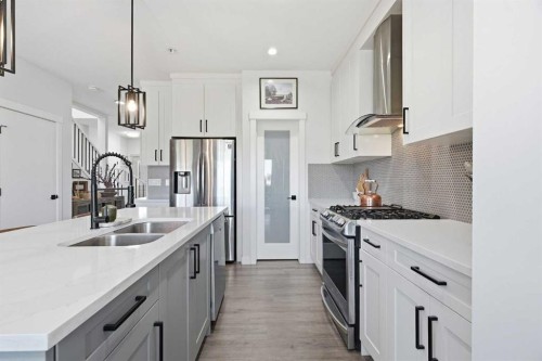 825 Edgefield Street, Strathmore, AB 
