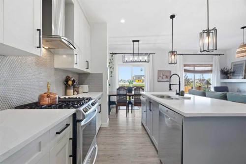 825 Edgefield Street, Strathmore, AB 