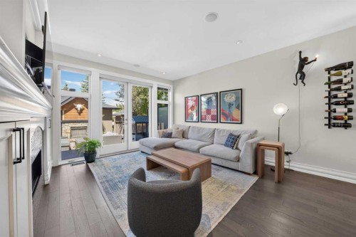 1732 49 Avenue Sw, Calgary, AB 