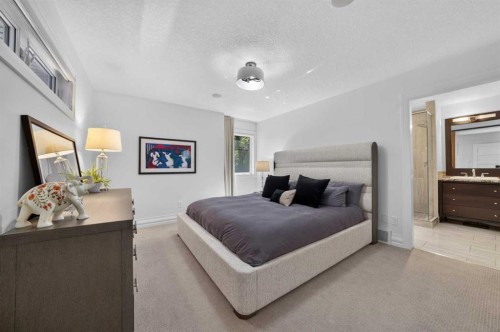 1732 49 Avenue Sw, Calgary, AB 