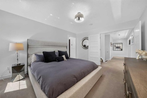 1732 49 Avenue Sw, Calgary, AB 