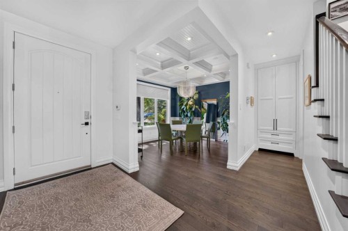 1732 49 Avenue Sw, Calgary, AB 