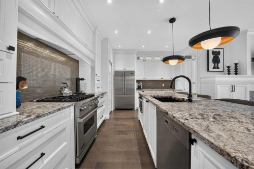1732 49 Avenue Sw, Calgary, AB 