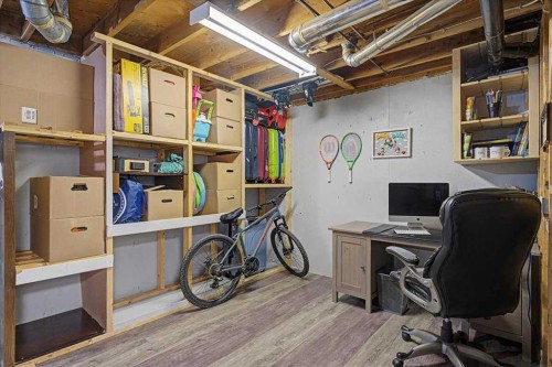 114-210 86 Avenue Se, Calgary, AB - Indoor