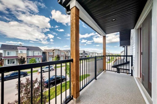 905 Livingston Way Ne, Calgary, AB 