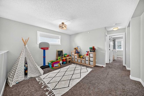 905 Livingston Way Ne, Calgary, AB 