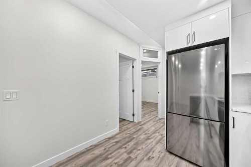 905 Livingston Way Ne, Calgary, AB 