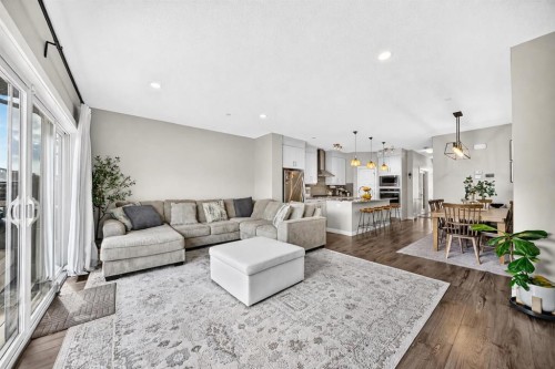 905 Livingston Way Ne, Calgary, AB 