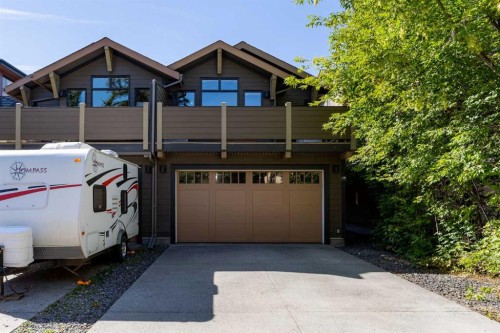 624 4Th Street, Canmore, AB 