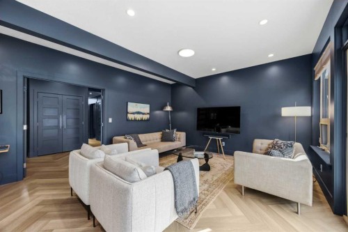 624 4Th Street, Canmore, AB 