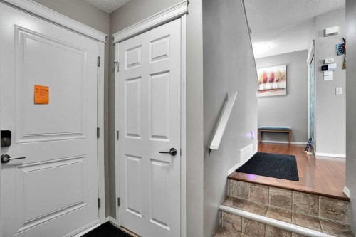 78 Everglen Way Sw, Calgary, AB 