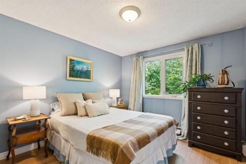 404-354 2 Avenue Ne, Calgary, AB - Indoor Photo Showing Bedroom