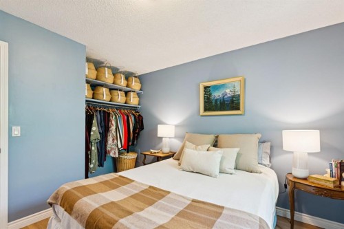 404-354 2 Avenue Ne, Calgary, AB - Indoor Photo Showing Bedroom