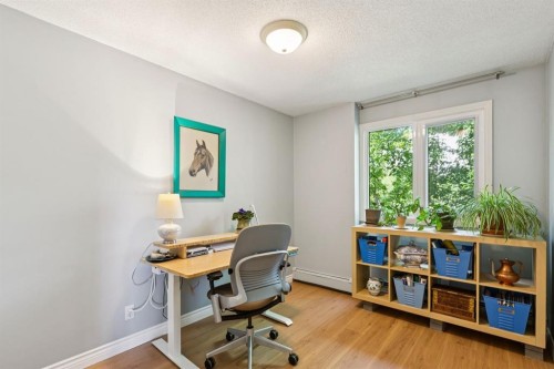 404-354 2 Avenue Ne, Calgary, AB - Indoor Photo Showing Office