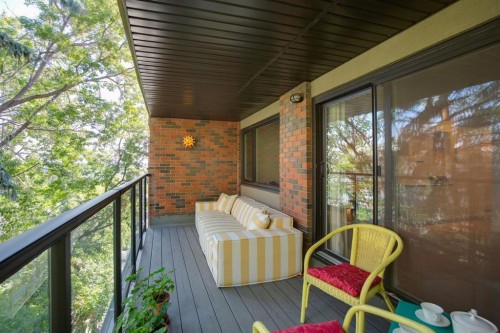 404-354 2 Avenue Ne, Calgary, AB - Outdoor With Exterior