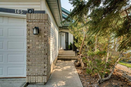 165 Douglasview Rise Se, Calgary, AB - Outdoor