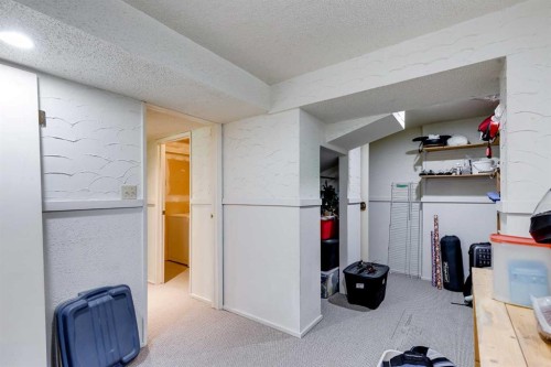 2187 Woodview Drive Sw, Calgary, AB 